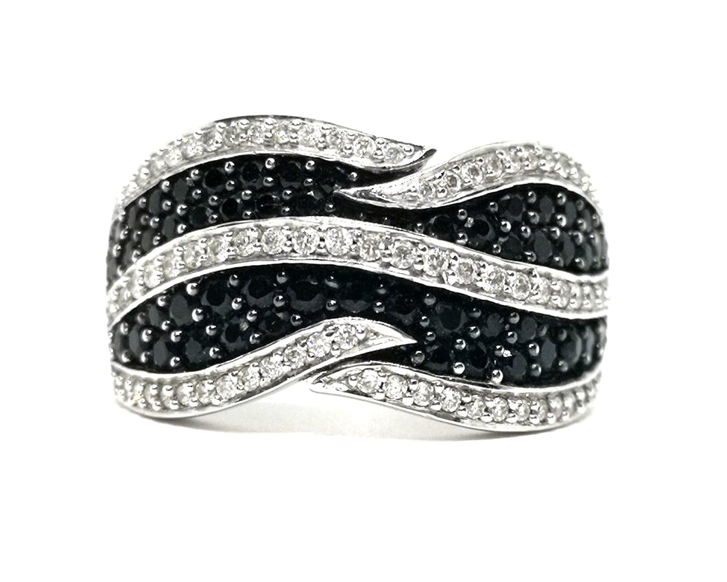 9ct White Gold / Black Sapphire / Diamond Ring