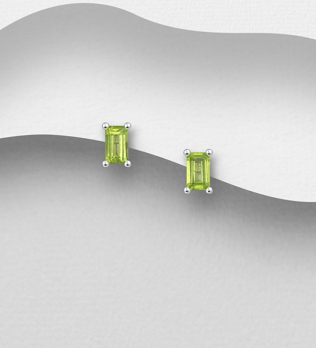 Sterling Silver Studs Earrings, Decorated with Natural Peridot